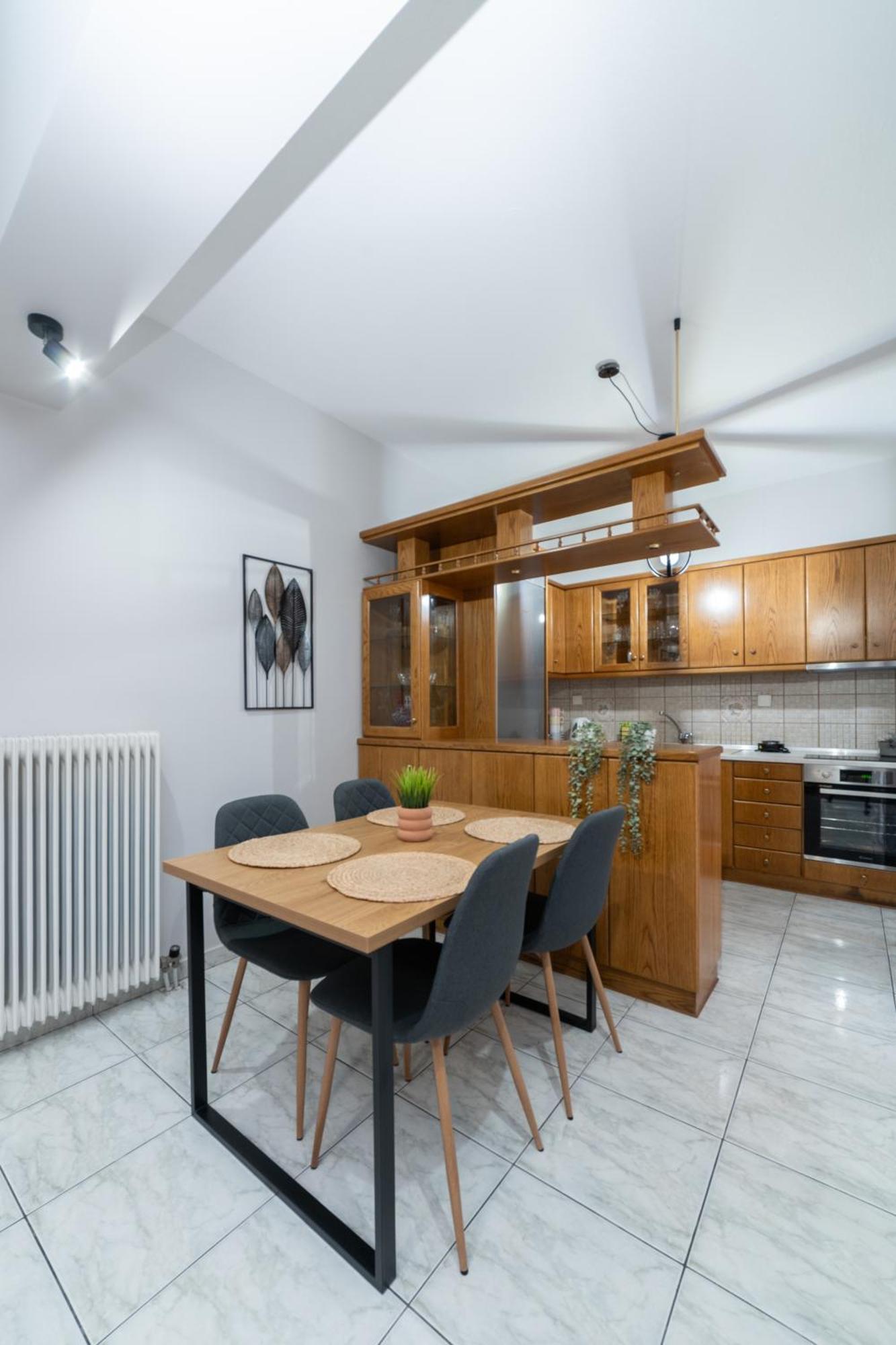 Ninas Central Apartment 카발라 외부 사진