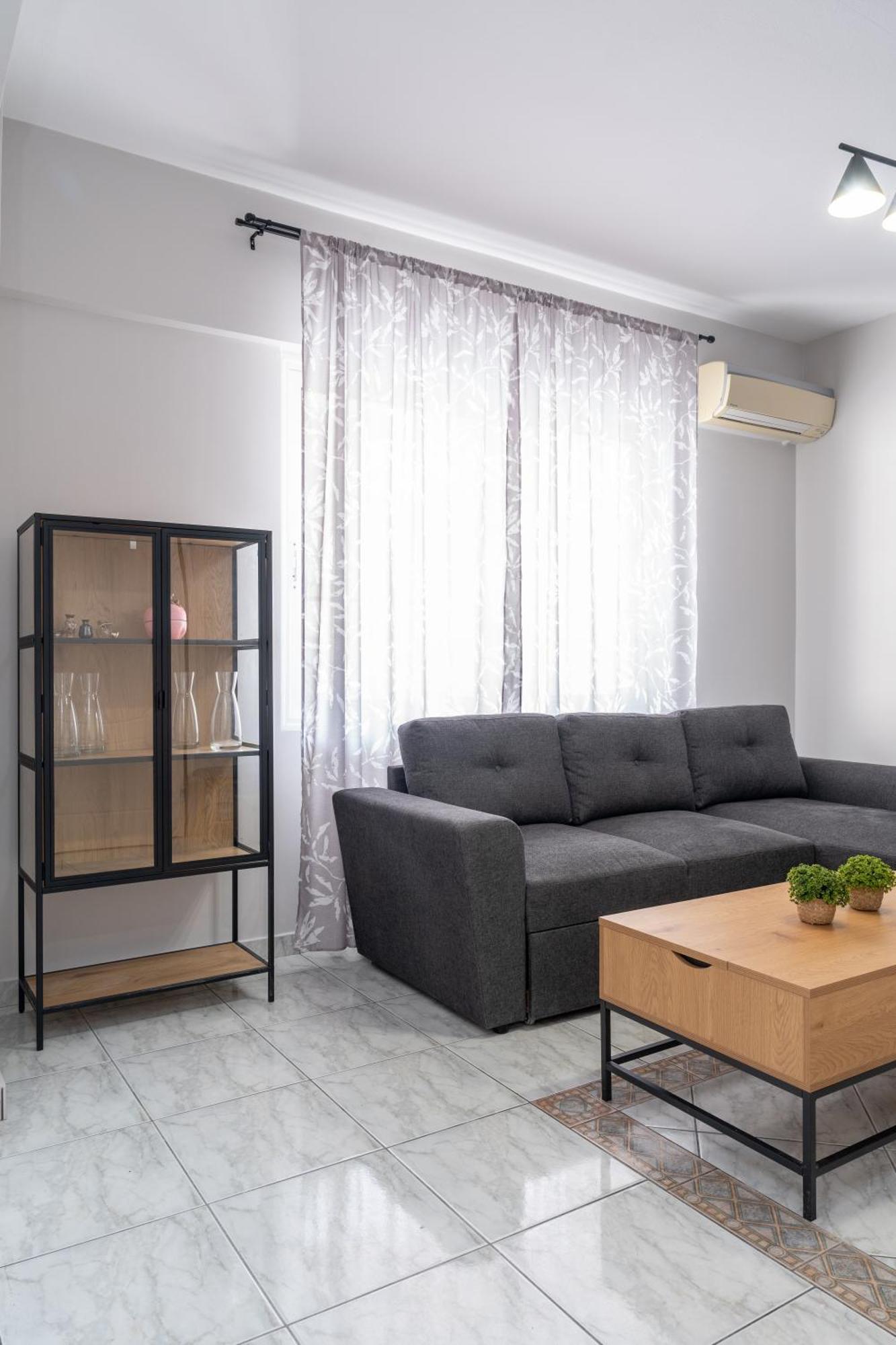 Ninas Central Apartment 카발라 외부 사진