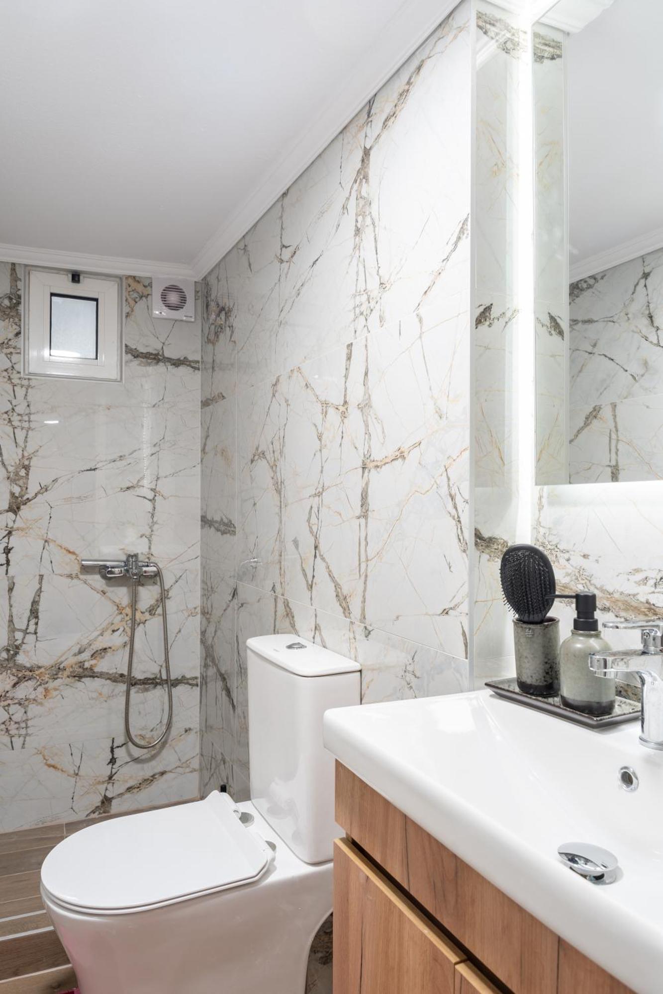 Ninas Central Apartment 카발라 외부 사진